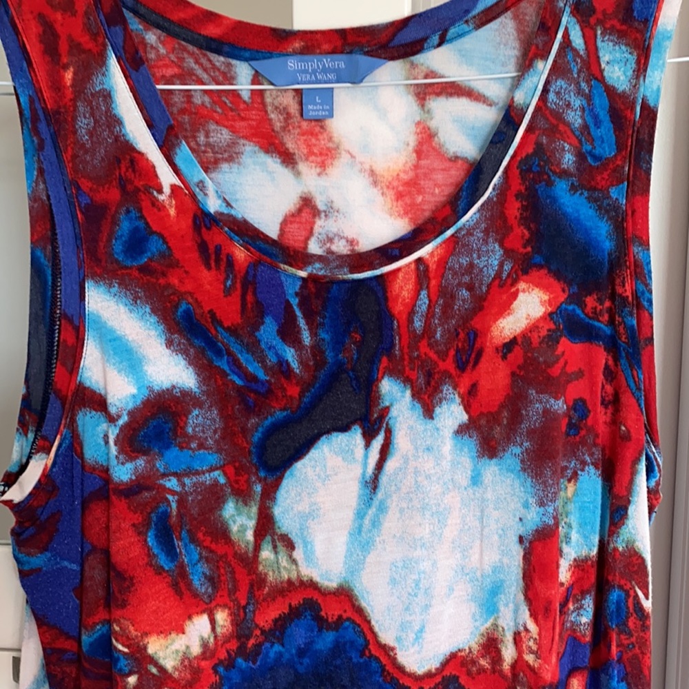 Women’s Vera Wang Tank Top - Picture 2 of 3